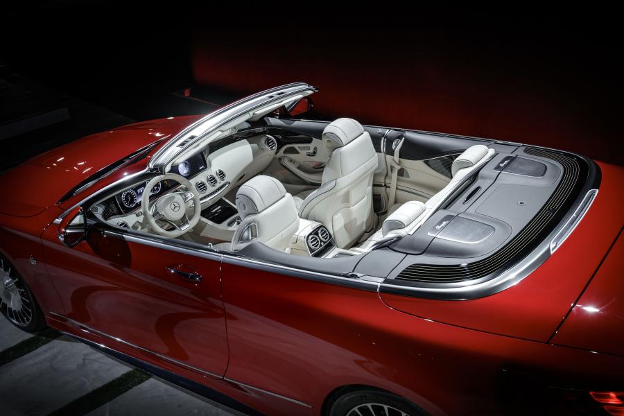  Mercedes-Maybach S650 Cabriolet 2017 года  (фото 28 из 43)